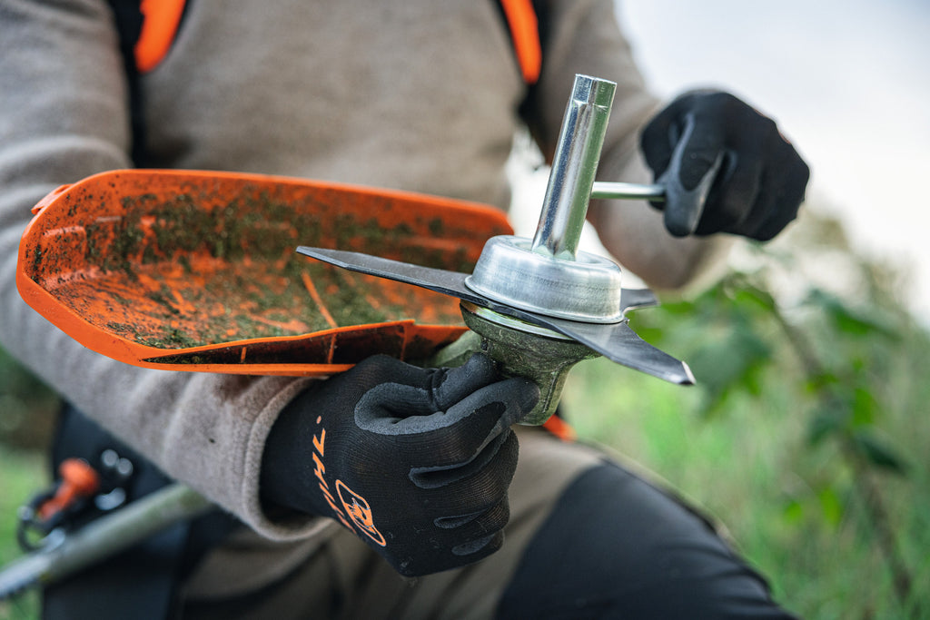 STIHL FSA 200 Akku-Freischneider im Einsatz