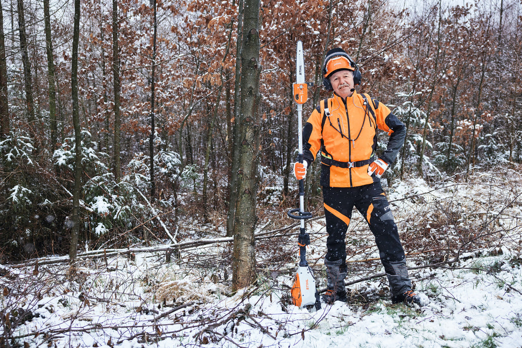 STIHL Bundhose ADVANCE X-Light im Einsatz