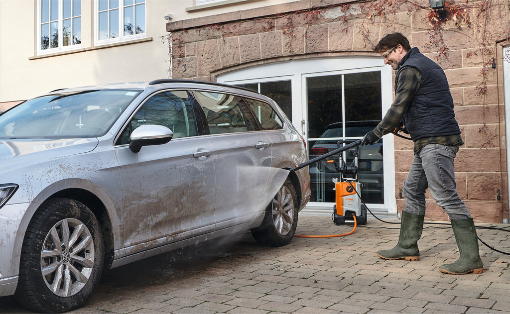 STIHL RE 130 PLUS Hochdruckreiniger im Einsatz