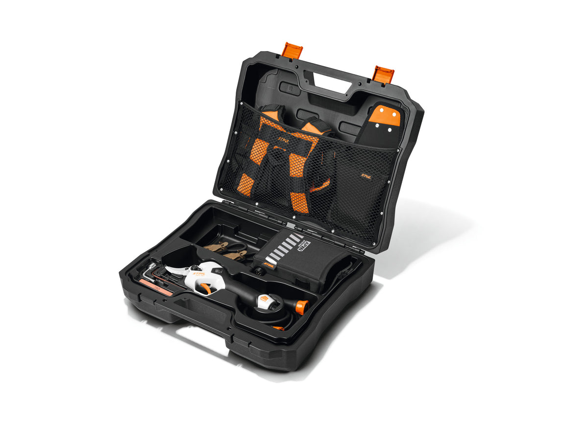 STIHL ASA 140 Akku-Astschere im Einsatz