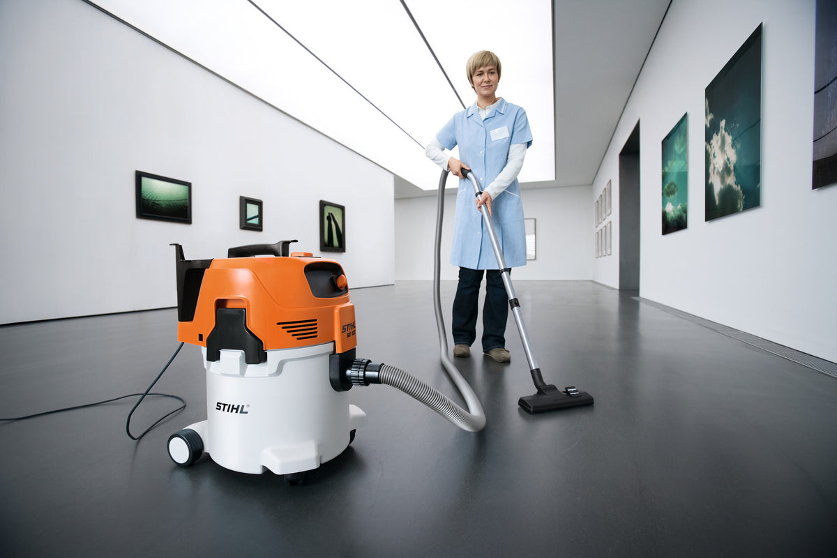 STIHL SE 122 Nass- und Trockensauger Detailansicht