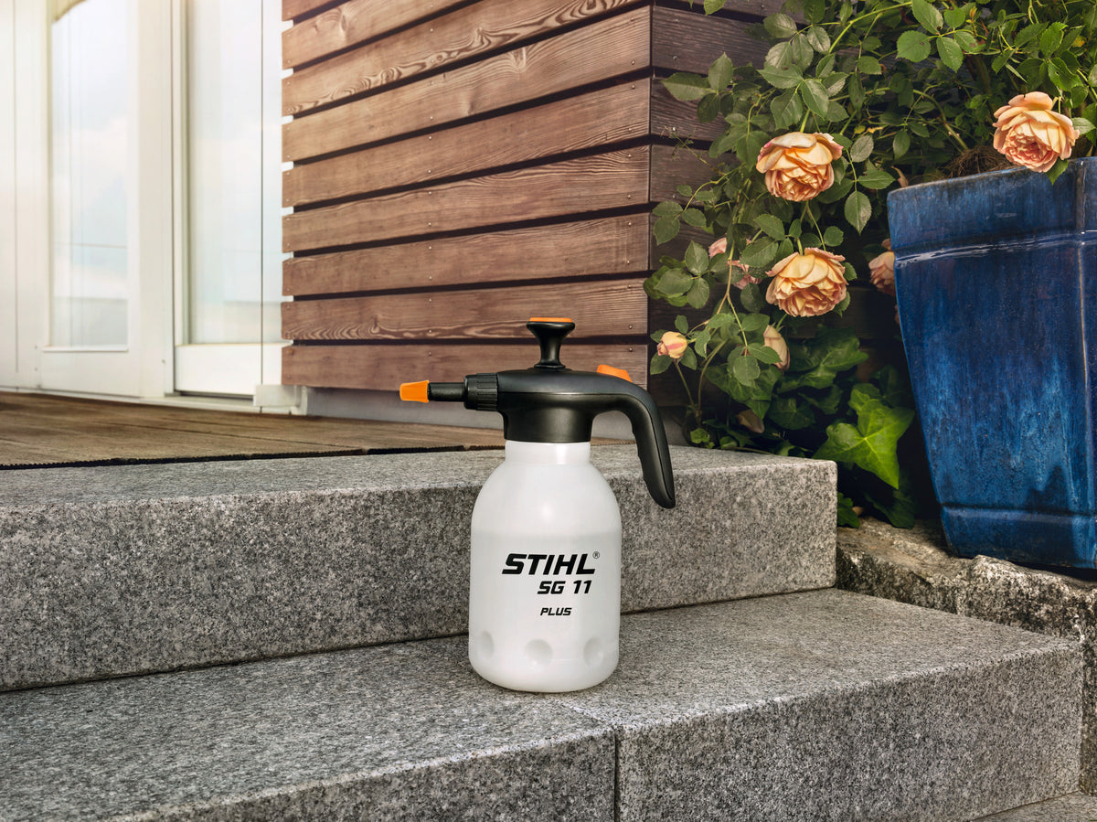 STIHL SG 11 PLUS Handspritzgerät Behälter mit Füllstandsskala