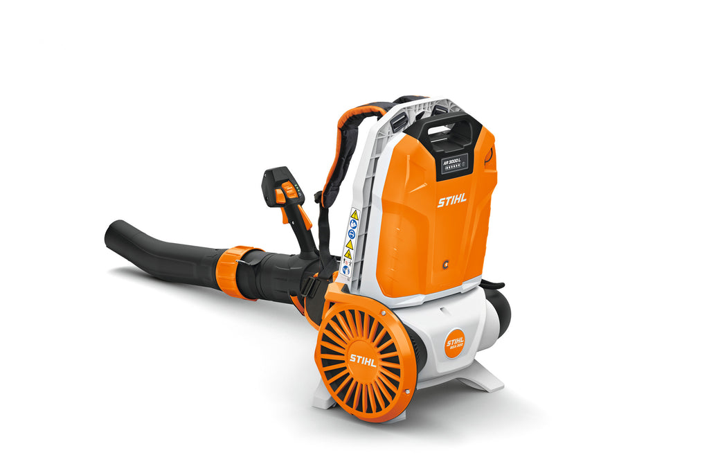 STIHL BGA 300 Akku-Laubbläser Seitenansicht