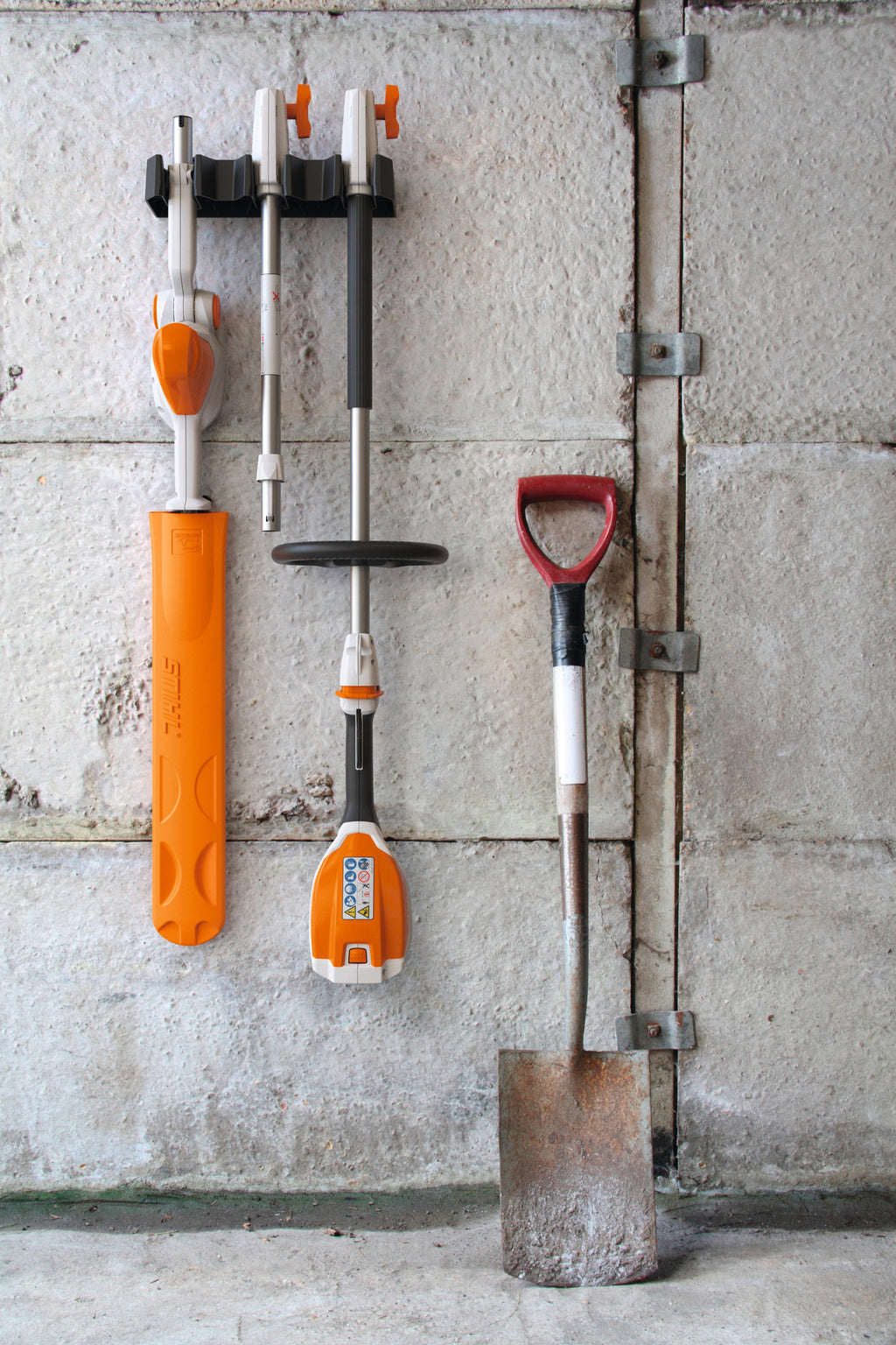 STIHL HLA 56 Akku-Langheckenschneider im Einsatz