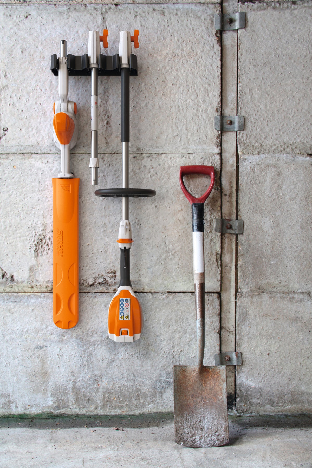 STIHL HLA 56 Akku-Langheckenschneider im Einsatz