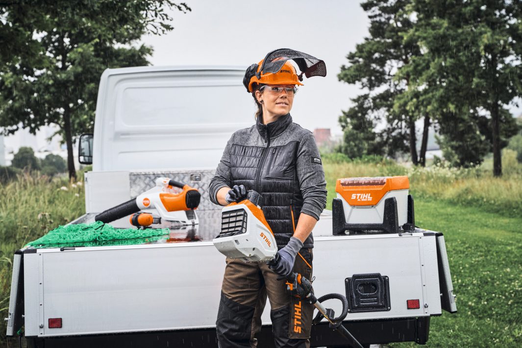 STIHL Ladegerät AL 1802 MO