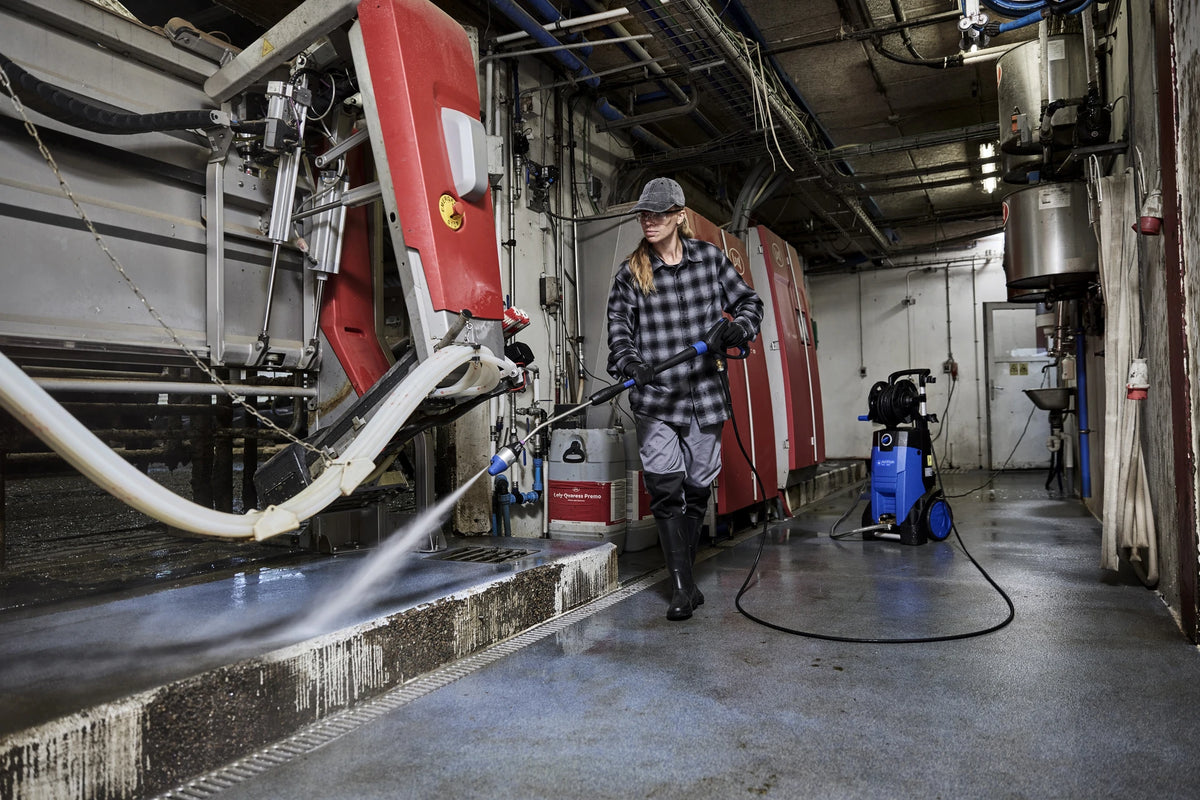 Nilfisk MC 4M im Einsatz in der Landwirtschaft